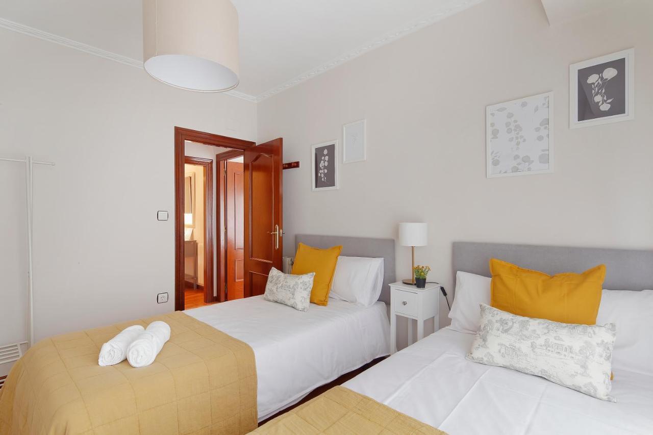 115A - Amplia Vivienda En Playa San Lorenzo Gijón Eksteriør bilde