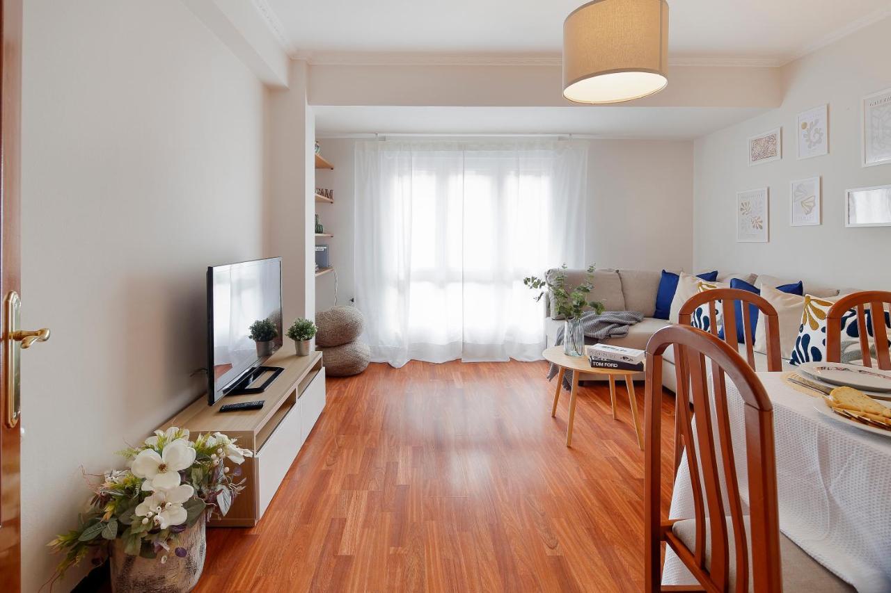 115A - Amplia Vivienda En Playa San Lorenzo Gijón Eksteriør bilde